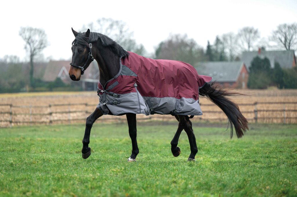 HKM highneck yukon regendeken 600d
