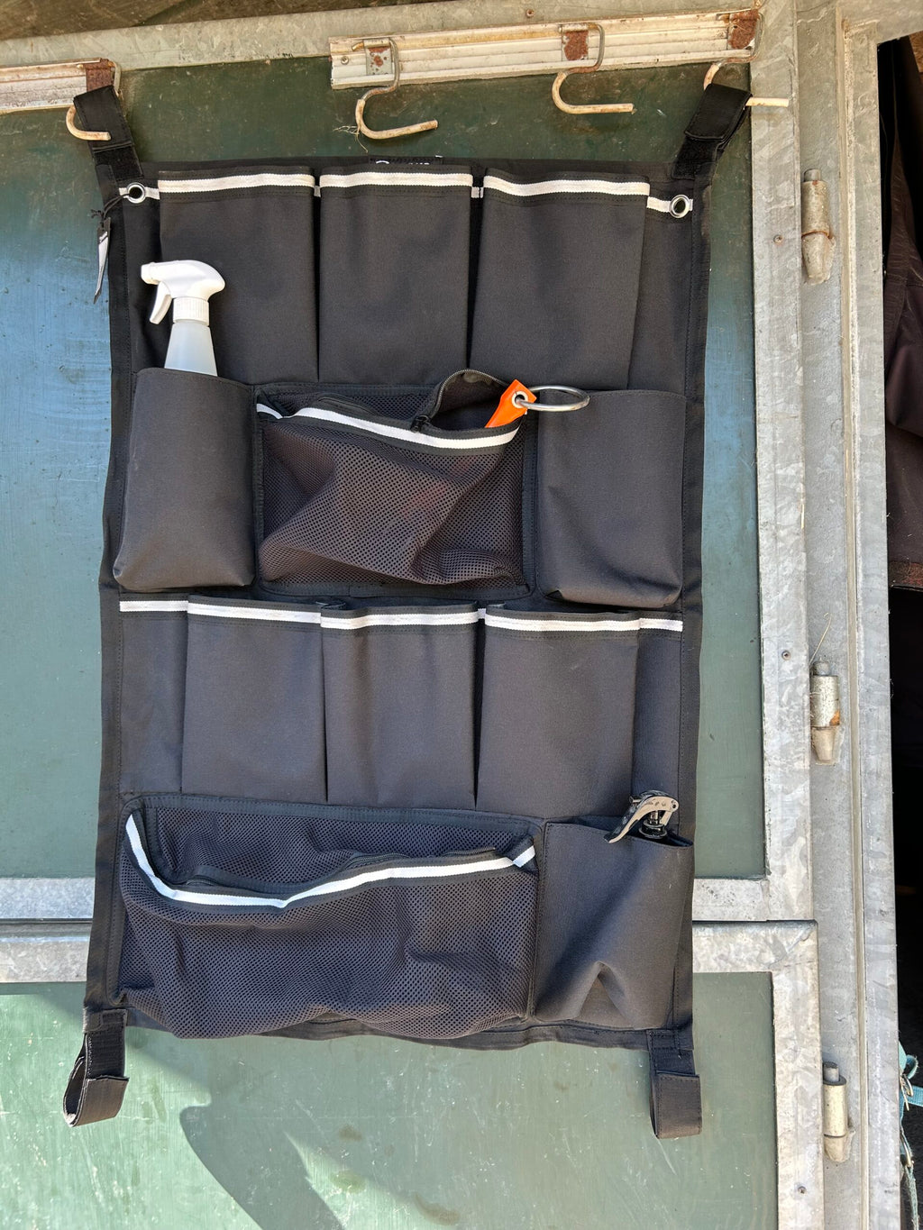 Horka stal organizer