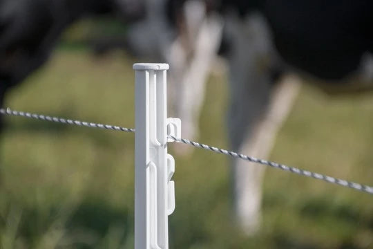 ZoneGuard Step-in Post 150cm White