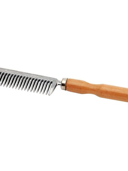 Manenkam met houten handvat