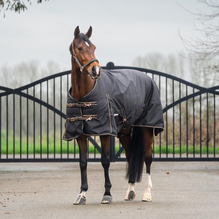 Horka winterdeken Dime 200 grams zwartrose Horka winterdeken Dime 200 grams zwartrose