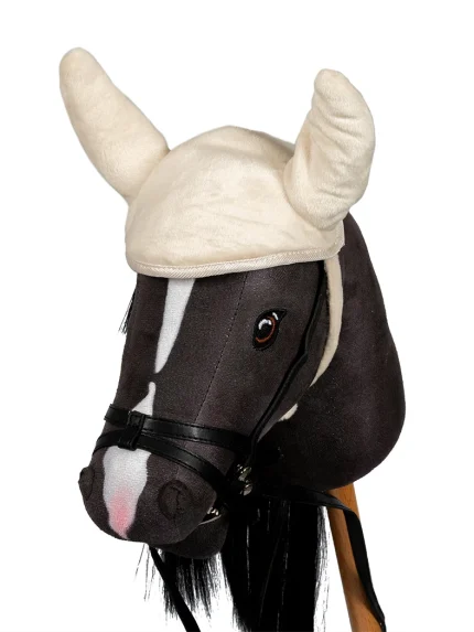 ByAstrup zadeldek en mutsje crème