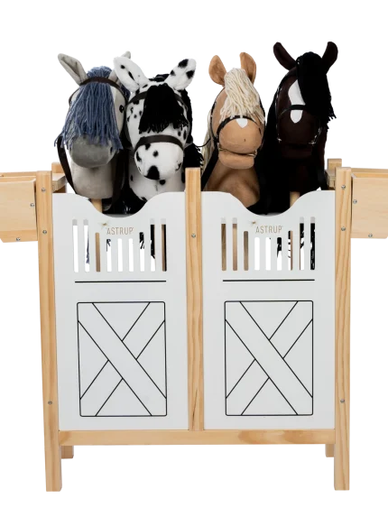 ByAstrup stal 4 stokpaarden